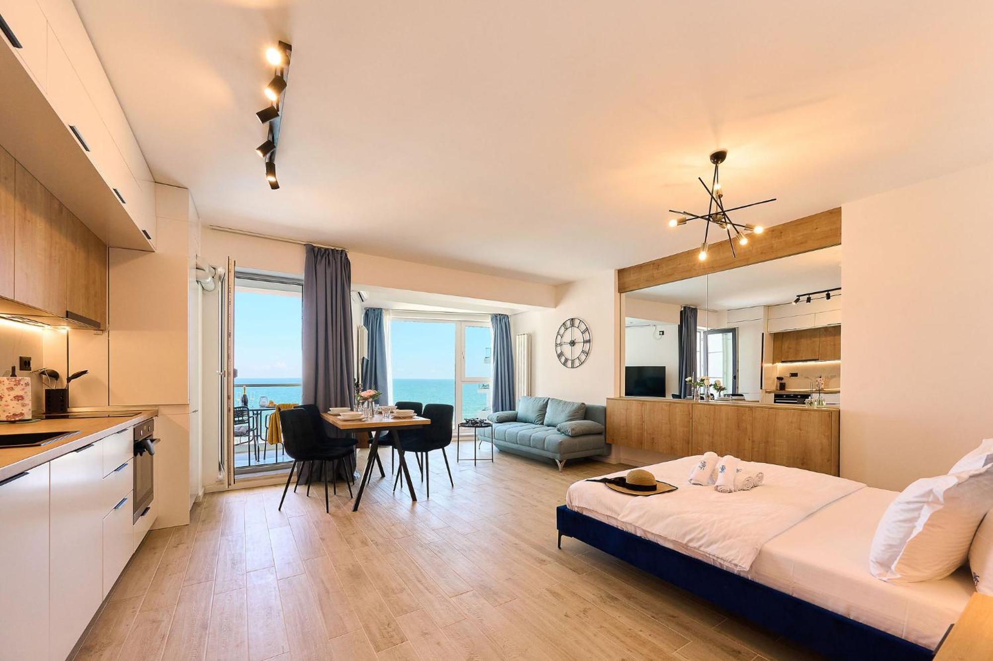 Mira Studio In Infinity Beach Resort - Parking Mamaia Luaran gambar
