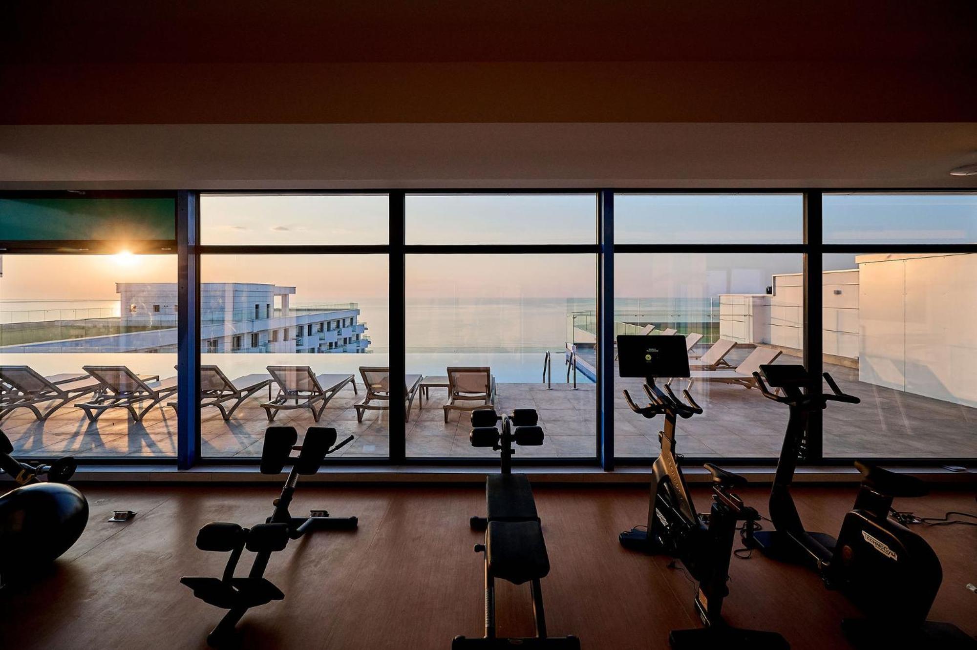 Mira Studio In Infinity Beach Resort - Parking Mamaia Luaran gambar