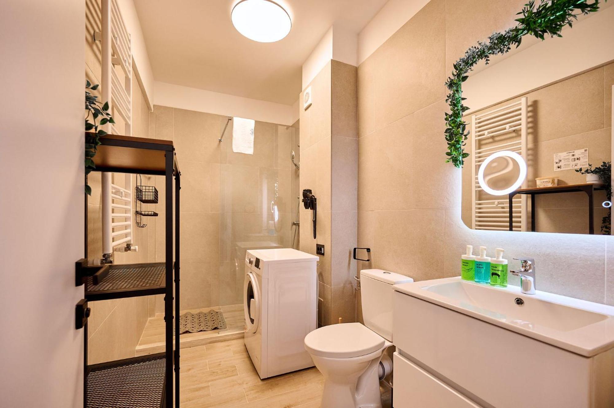 Mira Studio In Infinity Beach Resort - Parking Mamaia Luaran gambar