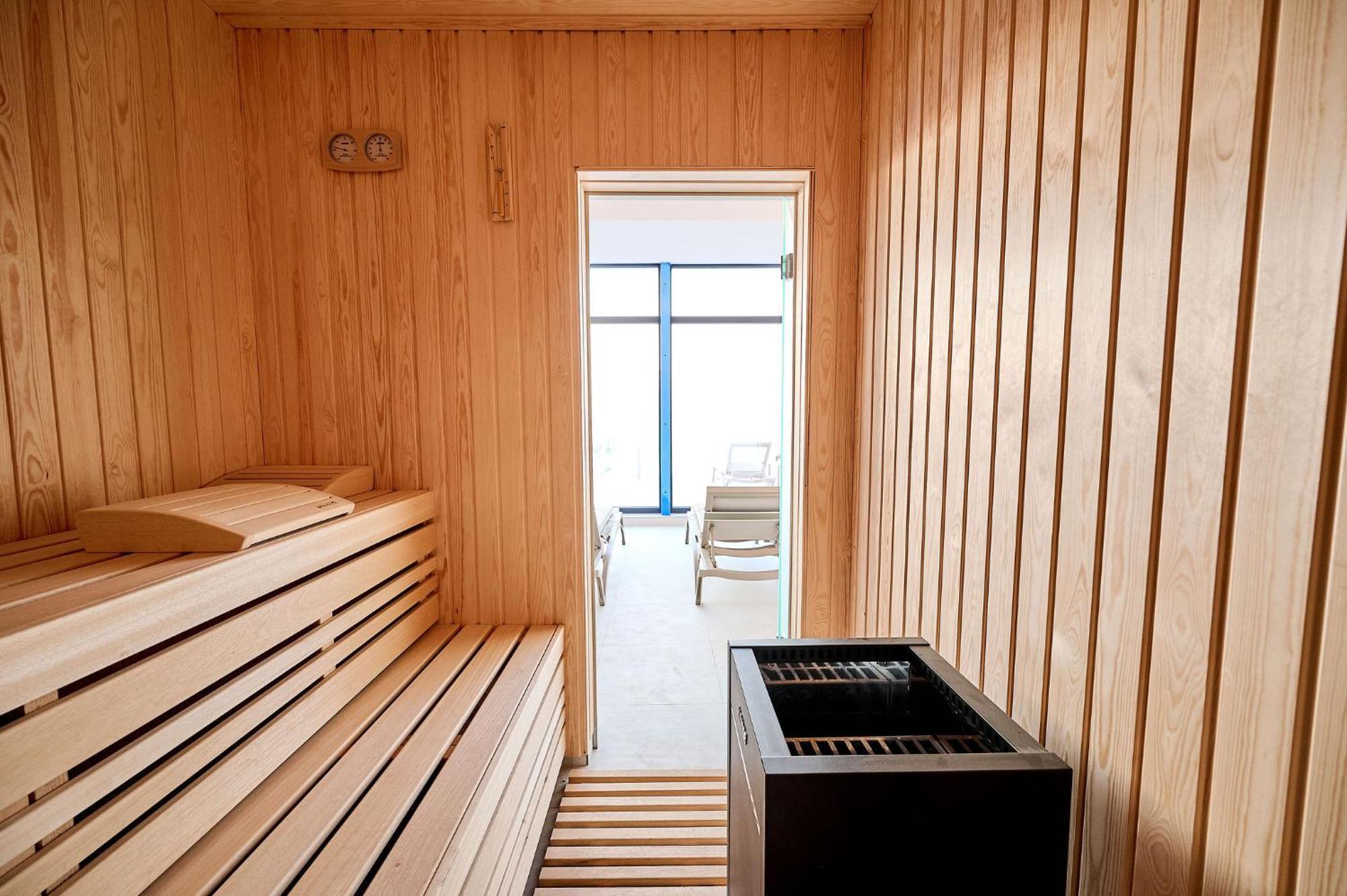 Mira Studio In Infinity Beach Resort - Parking Mamaia Luaran gambar
