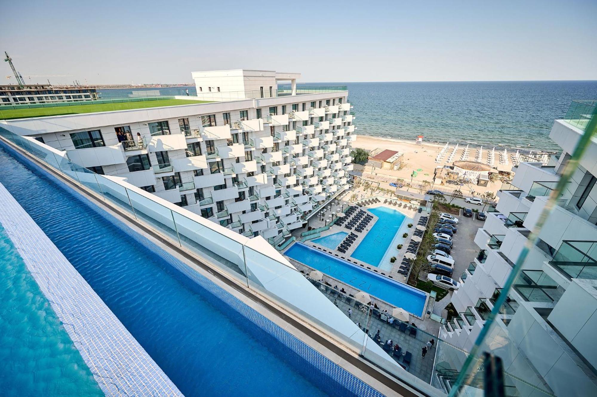 Mira Studio In Infinity Beach Resort - Parking Mamaia Luaran gambar