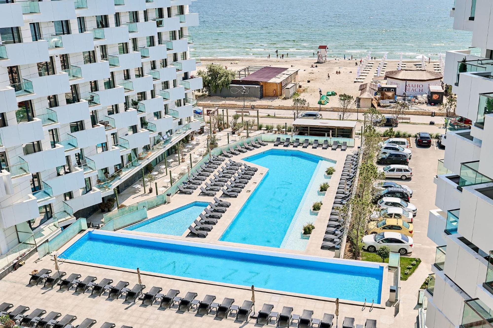 Mira Studio In Infinity Beach Resort - Parking Mamaia Luaran gambar