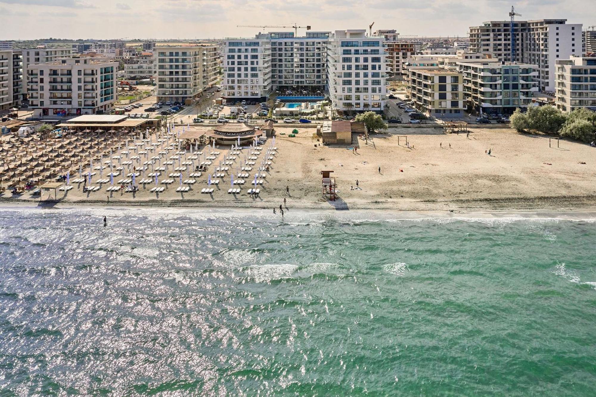 Mira Studio In Infinity Beach Resort - Parking Mamaia Luaran gambar